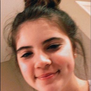 Meet your Posher, Gabriella